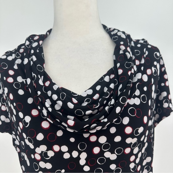 CHICO'S Size 3 Liquid Knit Drape Cowl Neck Top Cap Sleeves Black White Dots Red - Picture 4 of 8